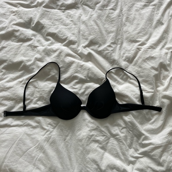 Black bikini top - never worn - Picture 2 of 2